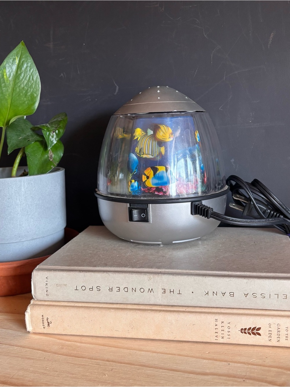 Vintage 90's Magma Lite Rotating Lamp Underwater Ocean Fish Coral Scene Lighting